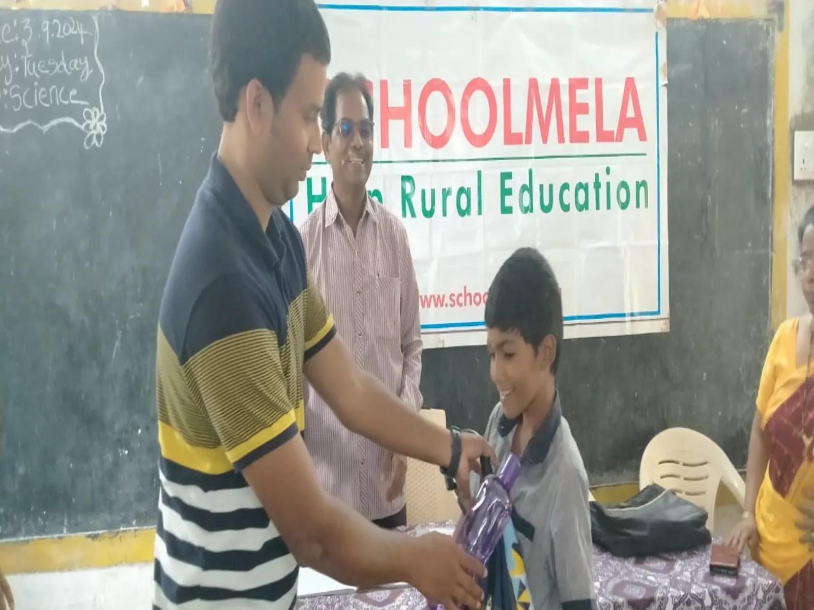 Schoolmela 2024 Distribution chellamambaPuram3