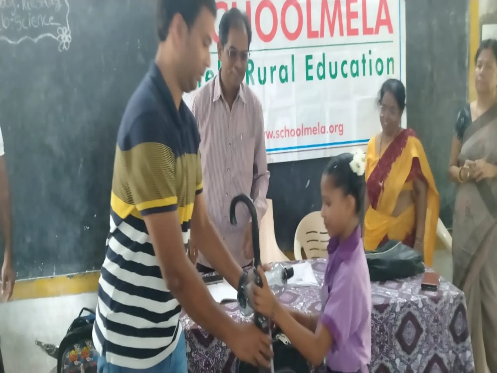 Schoolmela 2024 Distribution  chellamambaPuram2